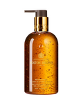 Mesmerising Oudh Accord and Gold | Hand