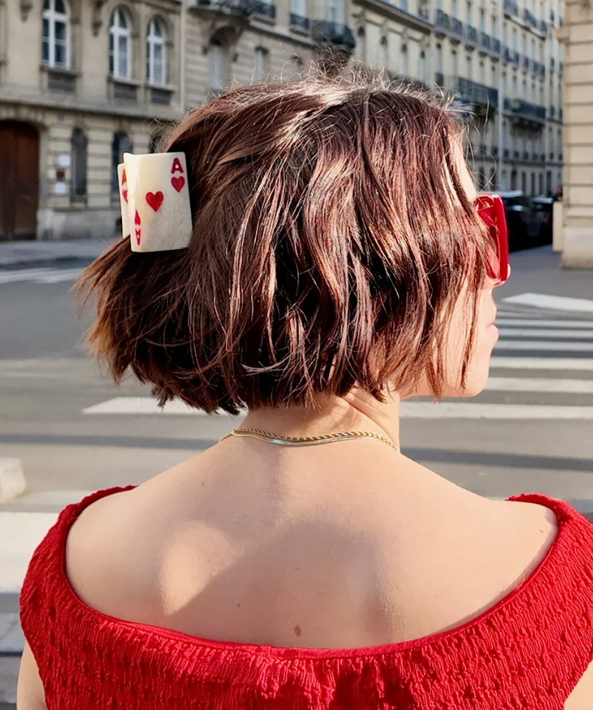 Ace of Hearts Claw Hair Clip – Zitomer Pharmacy Inc.